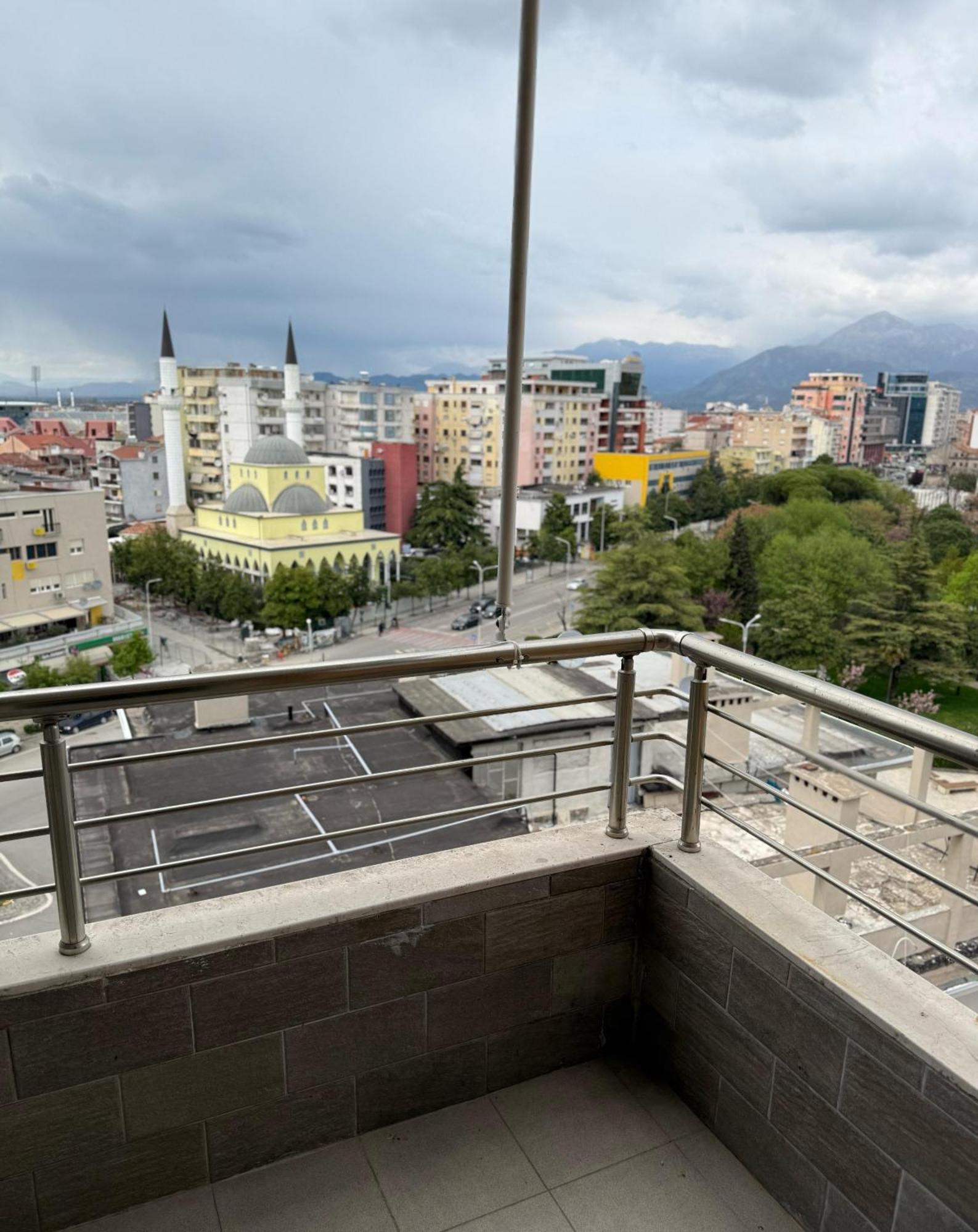 Amy'S Luxury Appartment Шкодер Экстерьер фото