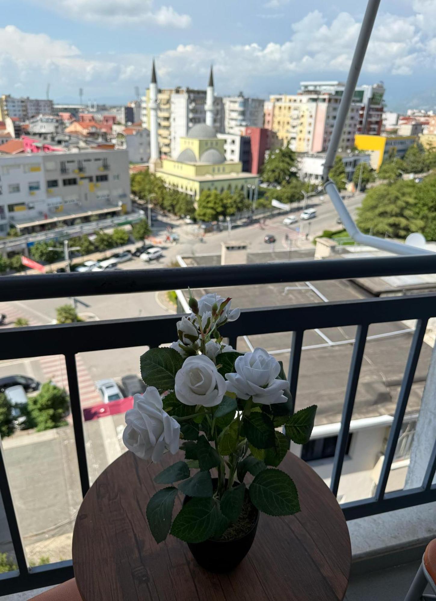 Amy'S Luxury Appartment Шкодер Экстерьер фото